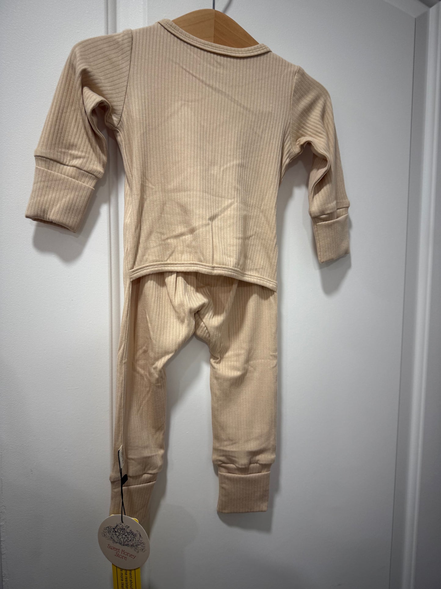 Kids Ribbed Bamboo Pajamas - Beige