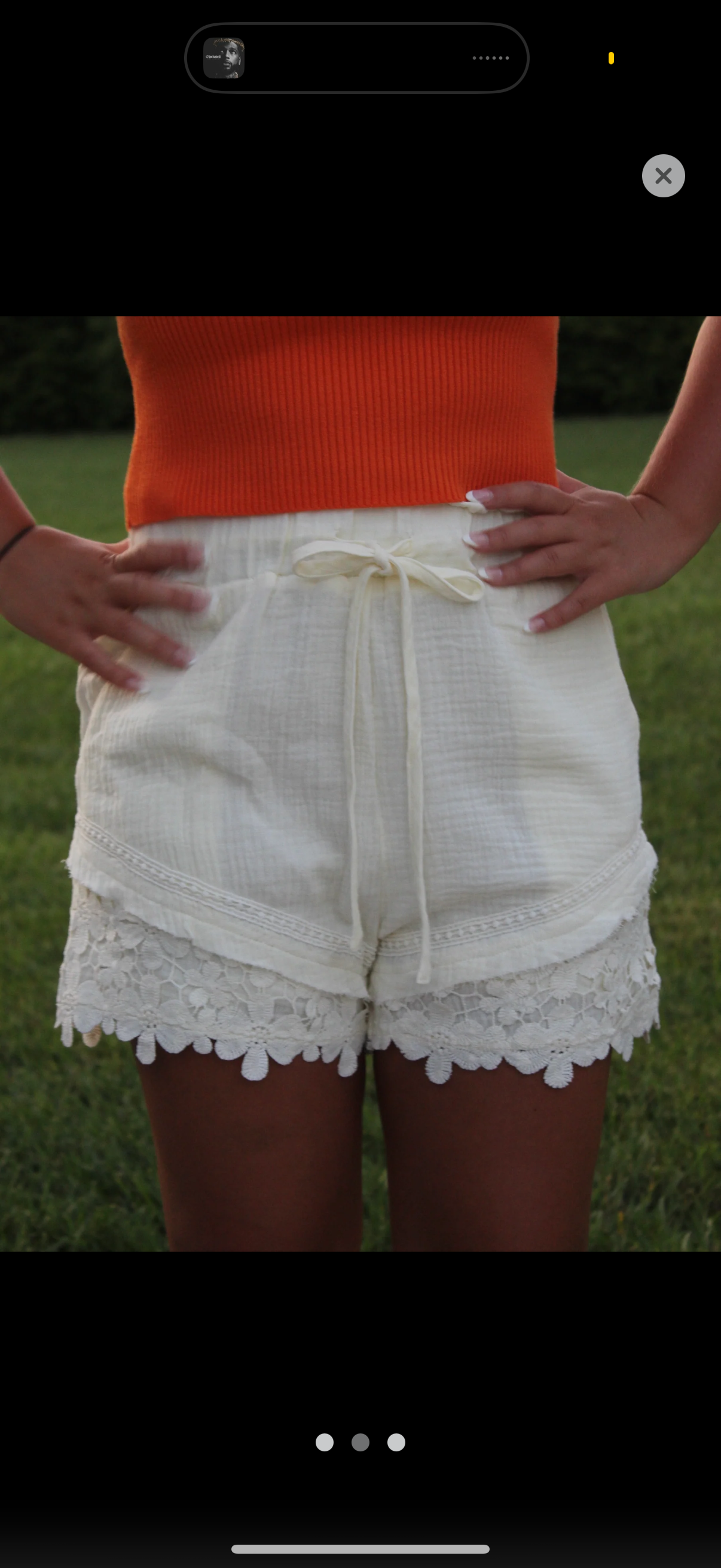 Lace Contrast Detail Woven Shorts