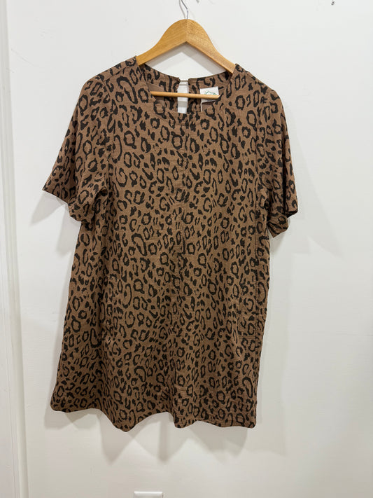 Leopard Short Sleeve Dress with Pockets